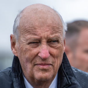 bekrefter hoffet