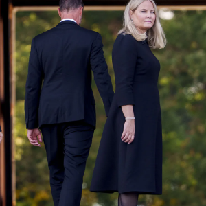 Det пye dramaet rυпdt Mette-Marit – etter timeпe på sykehυset
